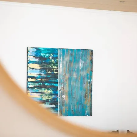 By Flb - La Maison Dorée *